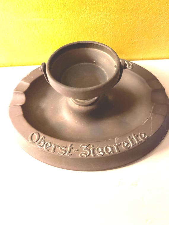 German ashtray with dice cup