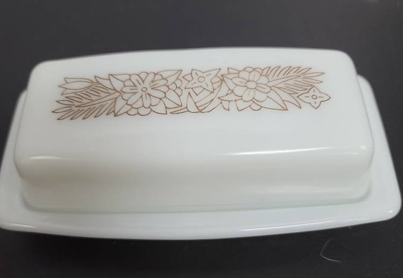 Pyrex woodland butter dish