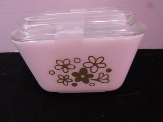 Pyrex Crazy Daisy #501