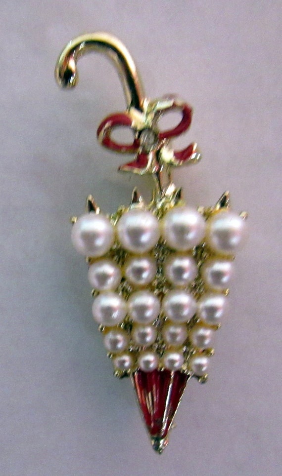 Pearl umbrella brooch or pin