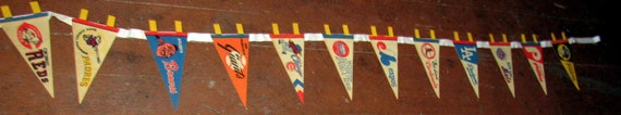 Vintage Baseball pennant National League banner