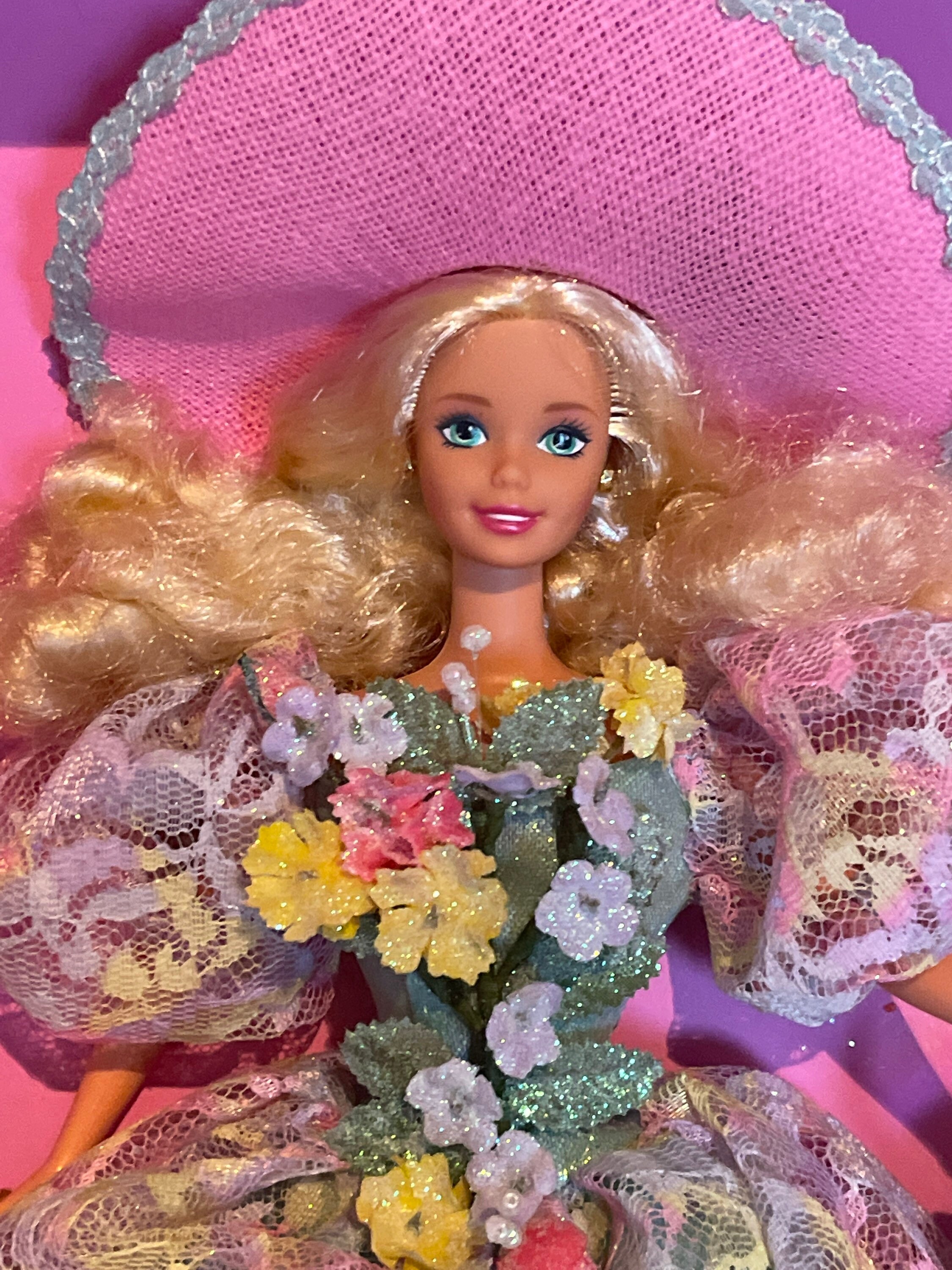 Spring Bouquet Barbie MIB