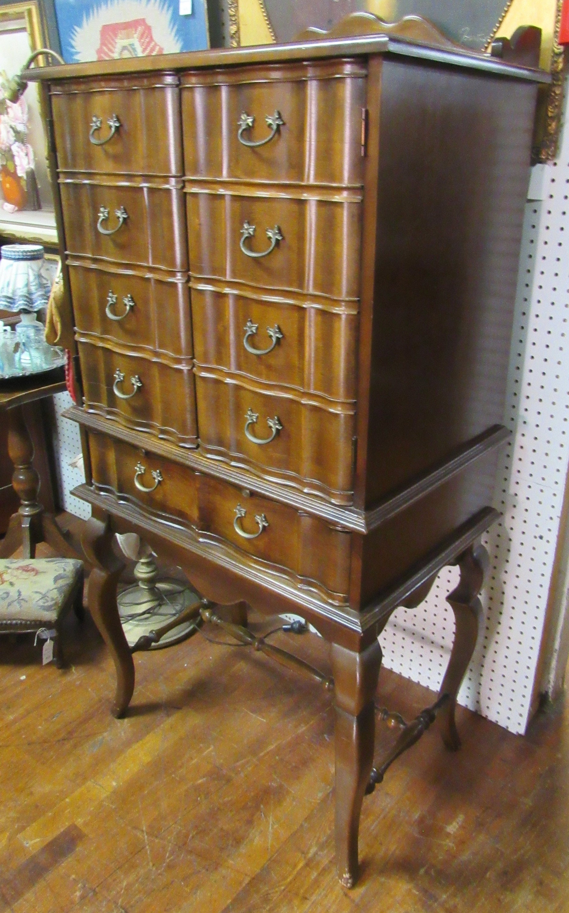 gallery photo