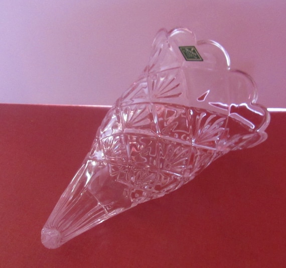 Lead crystal cornucopia