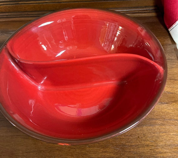 Metlox Red Medallon Divided serving bowl
