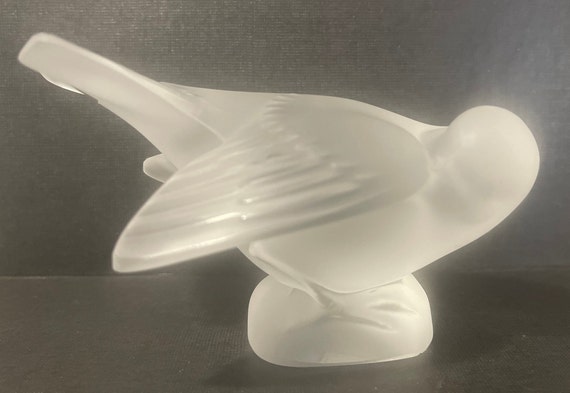 Lalique Sparrow Wings Out