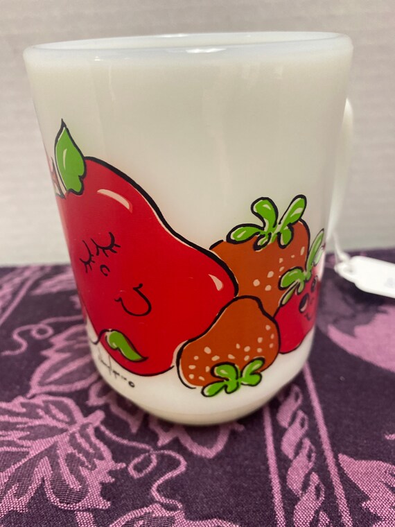 Nancy Lynn Fruit Glass Mug