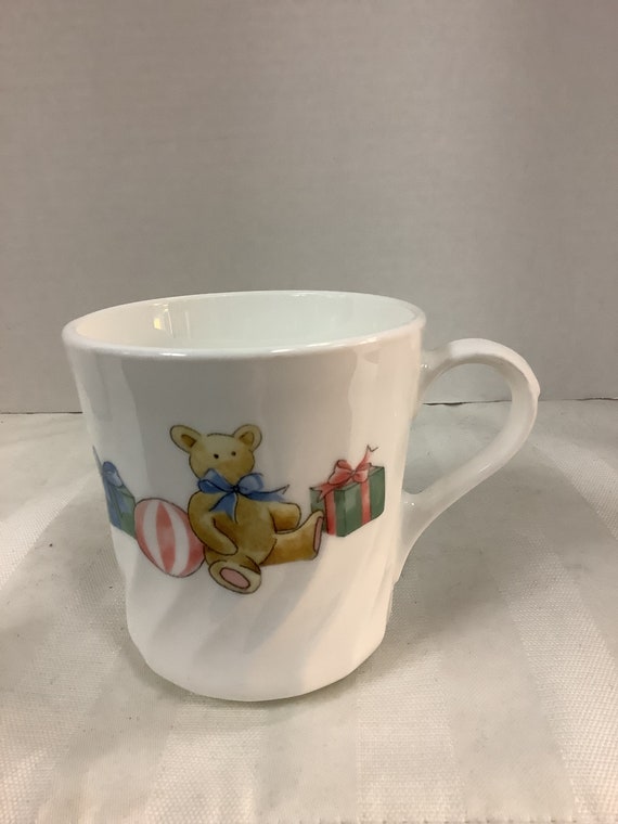 Corelle Holiday Mug