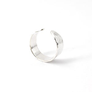 Silver cuff adjustable toe ring image 2