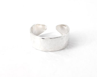 Silver cuff adjustable toe ring