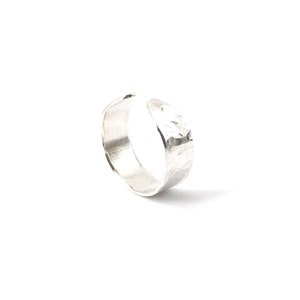 Silver cuff adjustable toe ring image 3