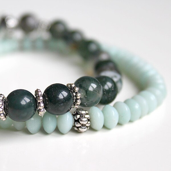 Moss Agate Amazonite Bracelet // bead stretch bracelet - green natural gemstones - beaded jewelry - mothers day gift