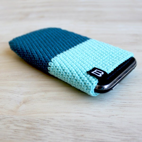 iphone 5, 4, 3GS case mint, turquoise, teal blue / crochet iphone case, sleeve, cover - cell phone bag - accessoire for women, girls