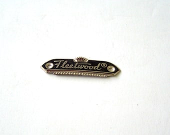 Fleetwood Nähmaschine Emblem Platte, Vintage Fleetwood Trademark Platte, antike Fleetwood Namensplatte, Nähmaschinenteile