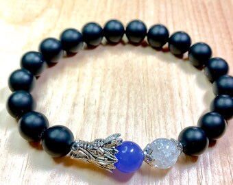 Pulsera de hombre con cuentas de ónix negro, dragón plateado y cristal de ágata.