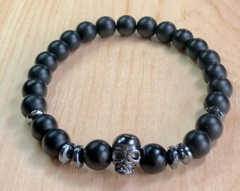 Pulsera de perlas de gema Onyx Hematite elástica para hombre con cráneo de hematita (Kutsa).