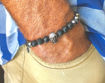 Pulsera elástica de cuentas de piedras preciosas para hombre: ónix, hematita. Calavera (Cuco)