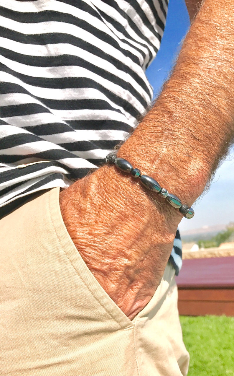 Pip . Men/'s stretchy gemstone bead bracelet- Lava Hematite