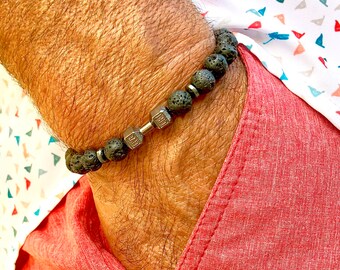 Pulsera elástica de cuentas de piedras preciosas para hombre - Lava, Hematita, encanto Live Lift (LiveToLift Hemi)