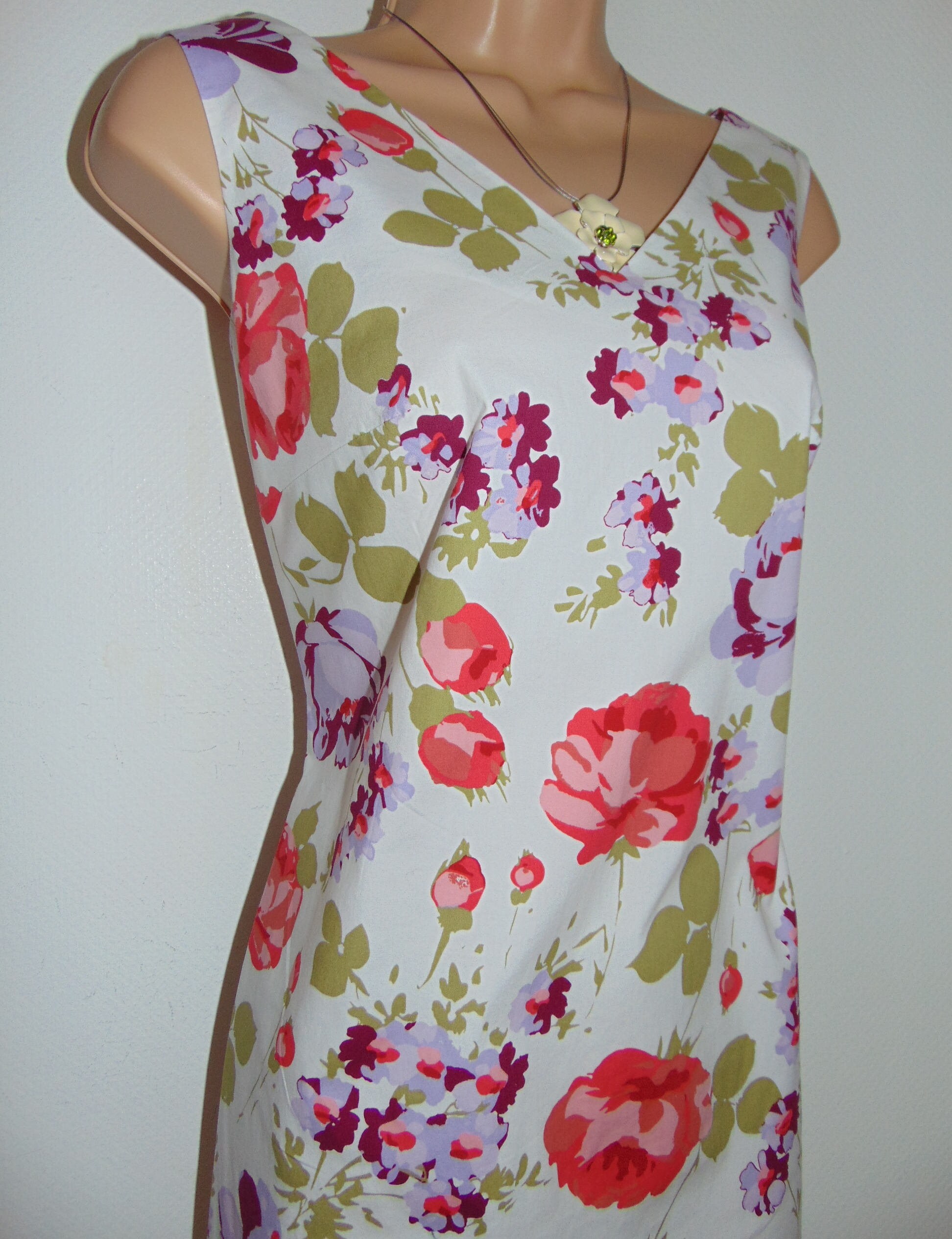Image of Laura Ashley Vintage Cotton Stretch White Floral Shift Pencil Dress, Uk