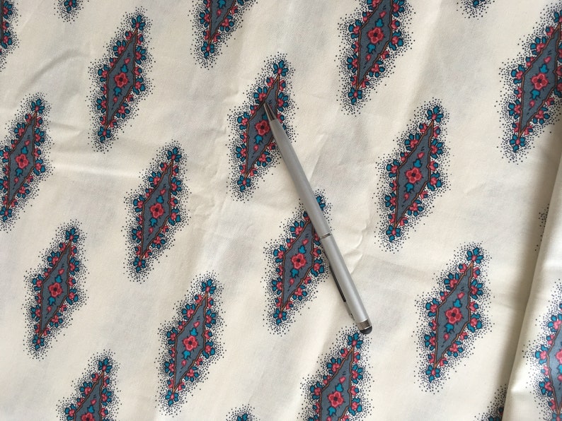 Discontinued Fabric Chintz Viceroy Print Glazed Cotton 310 x 120 cm Laura Ashley Vintage Unused