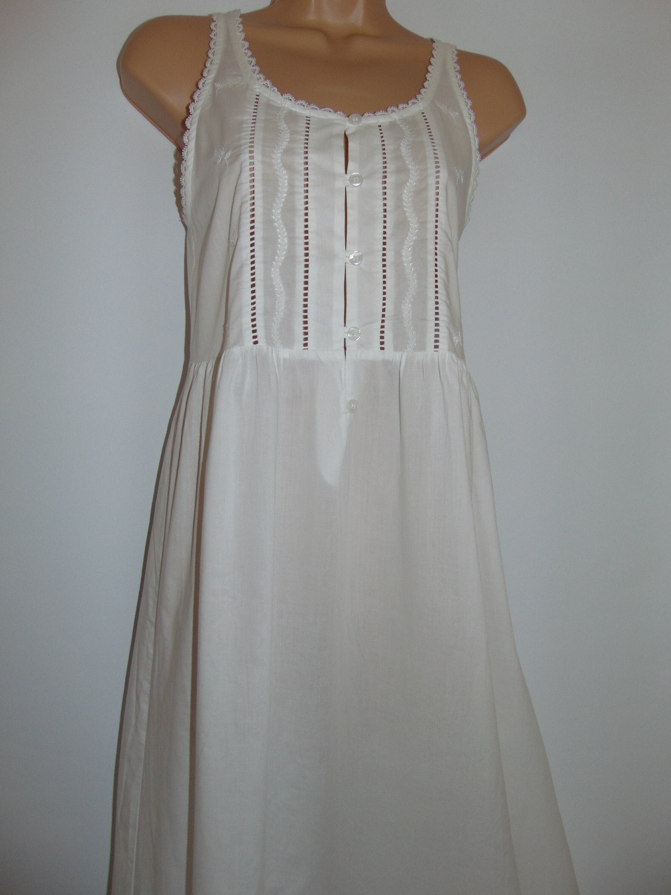 Laura Ashley Vintage Embroidered Lace Ladder Stitch Cotton Lawn