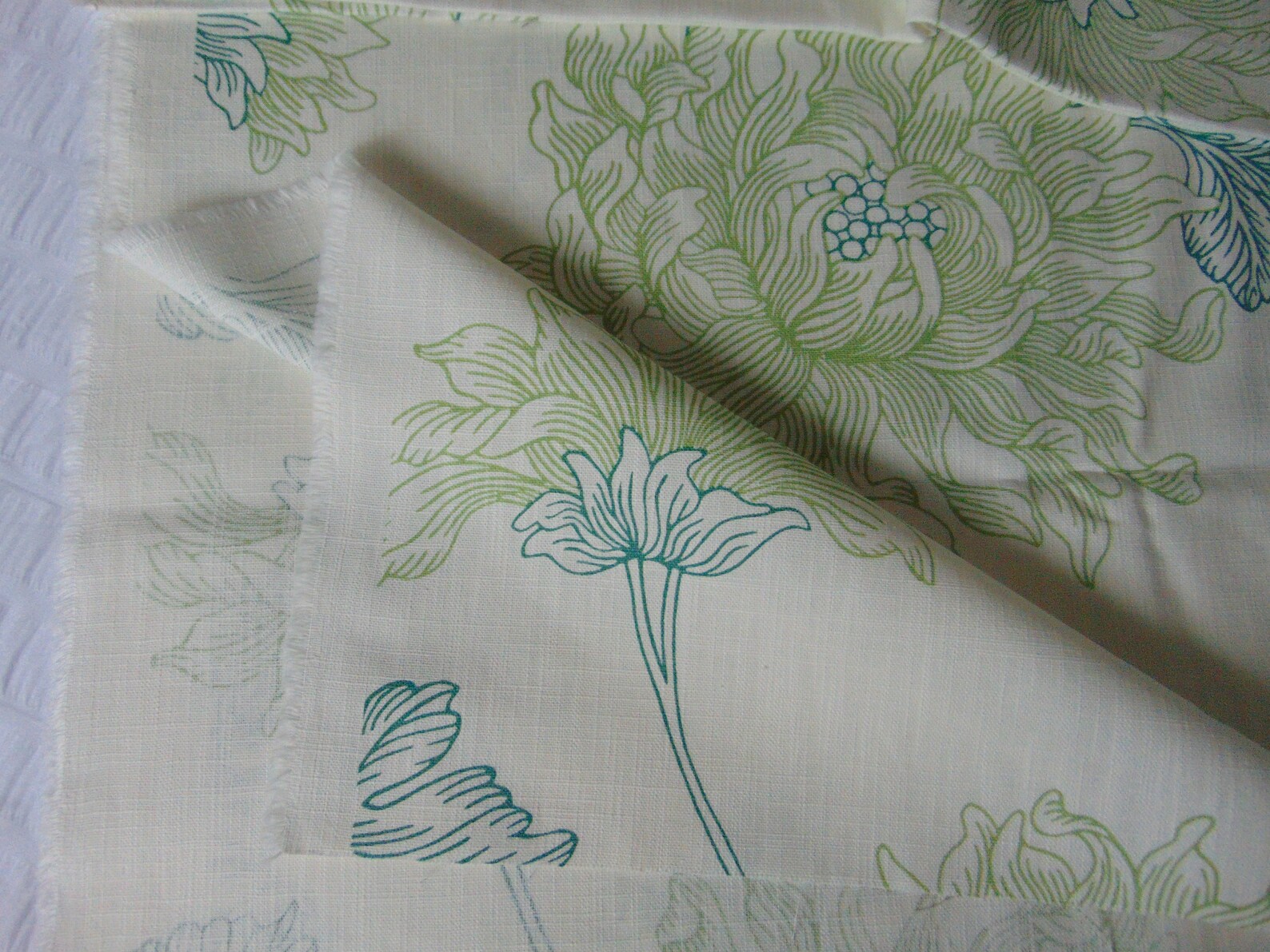 Laura Ashley Rare Discontinued Fabric Remnant Upholstery, 214 X 143 Cm