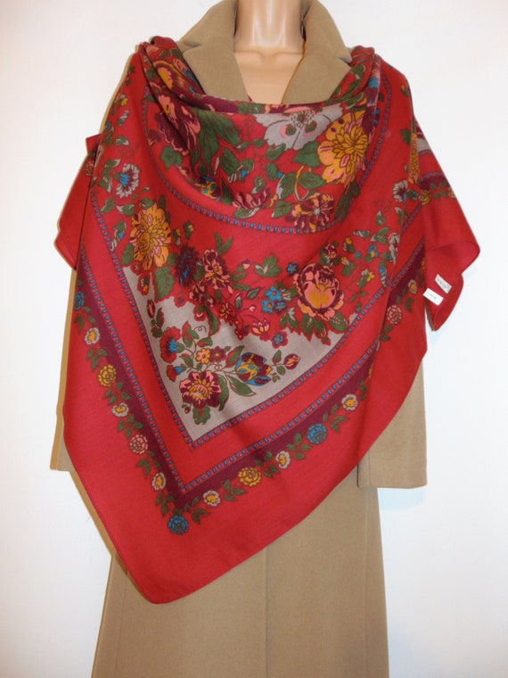 Laura Ashley Vintage 100% Wool - Made in Great Bri
