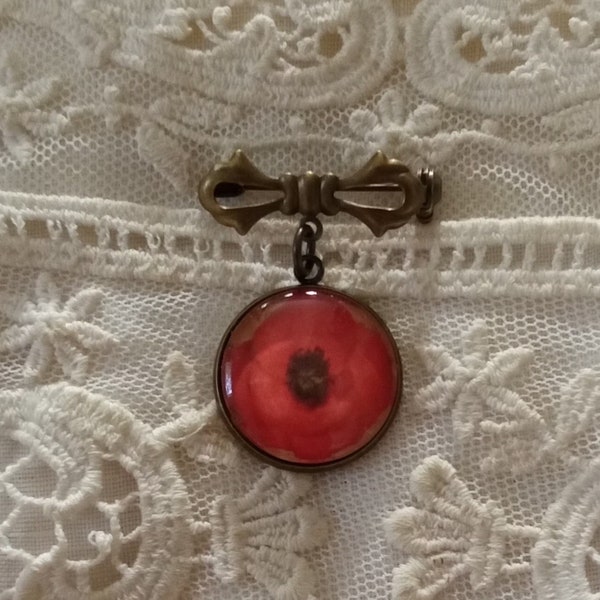 Poppy Veteran's Remembrance Tribute Brooch or Lapel Pin, Traditional Symbol of Veteran's Who Died in Service, Poppies,"In Flanders Fields.."