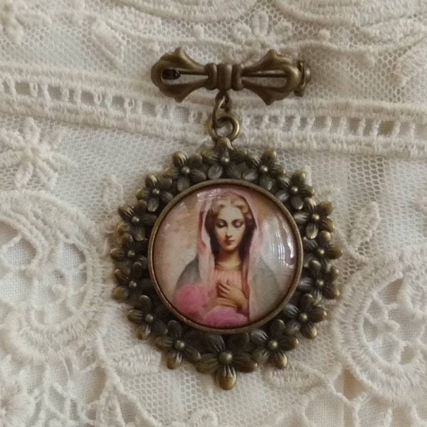 Blessed Mother Mary Cameo Brooch, Virgin Mary Gift, Christian Gift, Catholic Gift, Gift Ready, Faith Gift, Christmas, Anytime, Timeless!