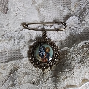 Vintage Americana Cameo Brooch: Patriotic Jewelry, DAR, Memorial Gift, Wonderful Gift, Fine Art Jewelry, For Your Timeless Style! image 18