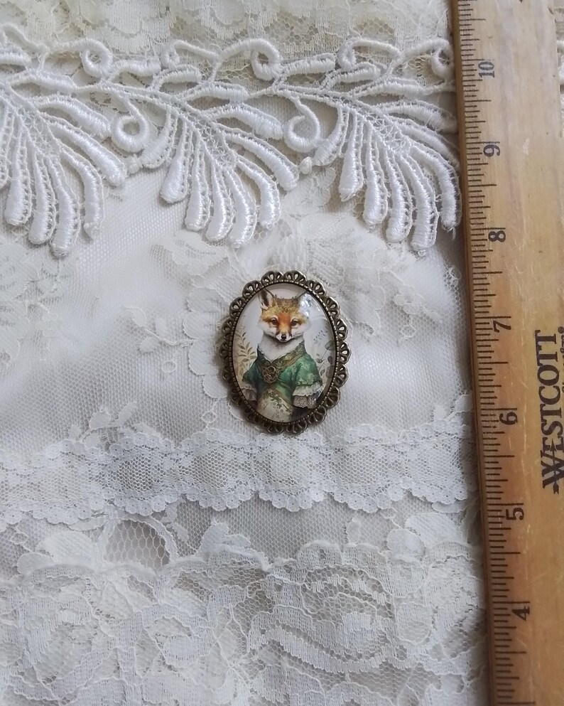 Victorian Fox Brooch: Anthropomorphic Art Jewelry, Wonderful Gift, Fine Art Jewelry, Fox Lover Gift, For Your Timeless Style! afbeelding 8
