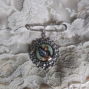 Vintage Americana Cameo Brooch: Patriotic Jewelry, DAR, Memorial Gift, Wonderful Gift, Fine Art Jewelry, For Your Timeless Style! image 16