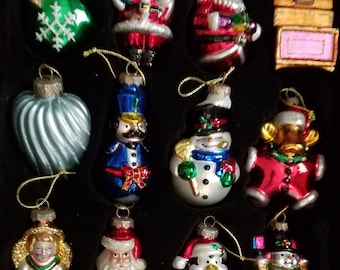 Thomas Kinkade Christmas Ornament Frosty Christmas Eve Santa