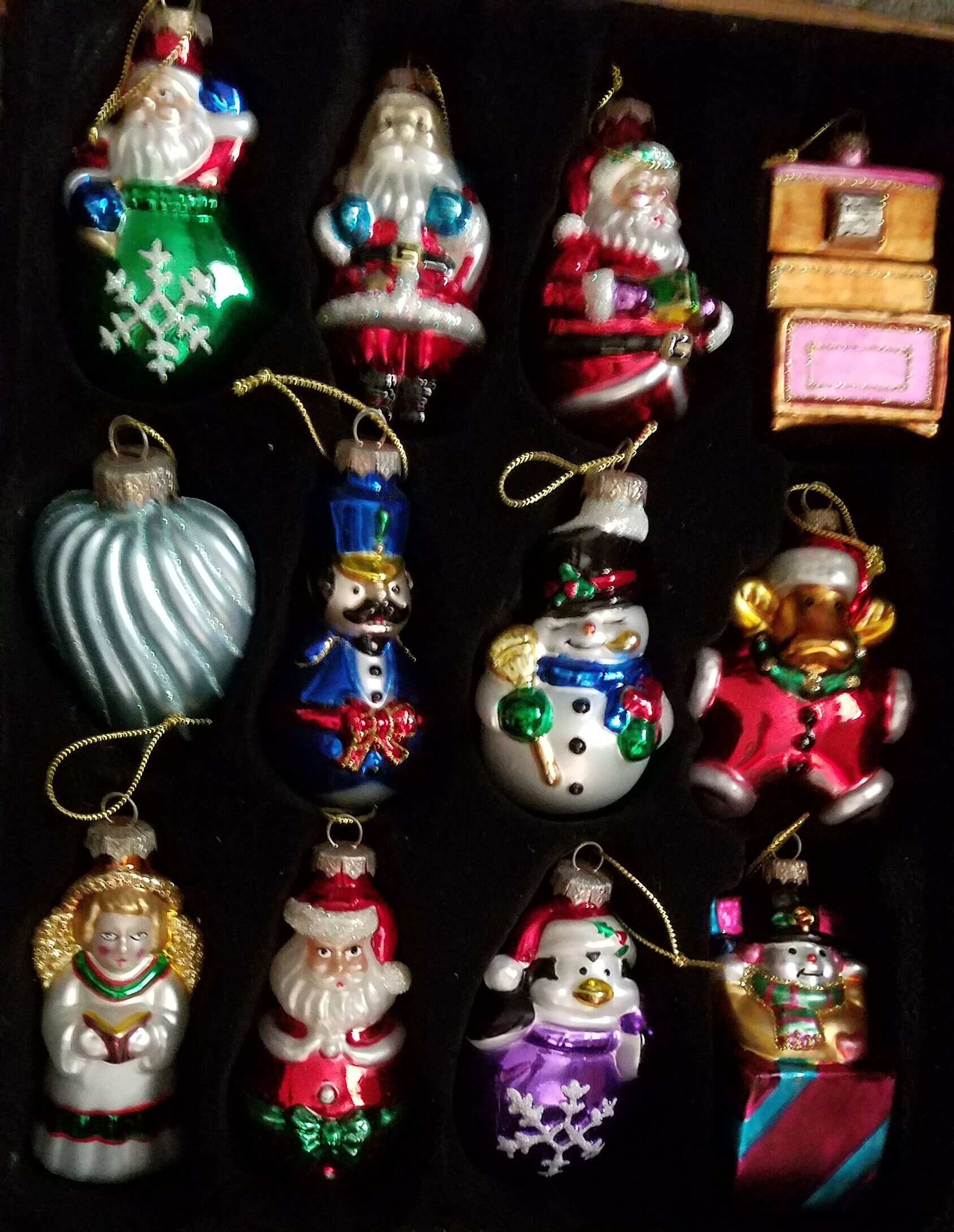 Thomas Museum Series - Etsy