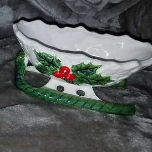 Vintage Lefton Christmas Sleigh Candy Dish 6048