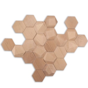 Set de 24 módulos facetados de madera para decoración de pared, 12 lisas 12 facetadas / módulos hexagonales imagen 7