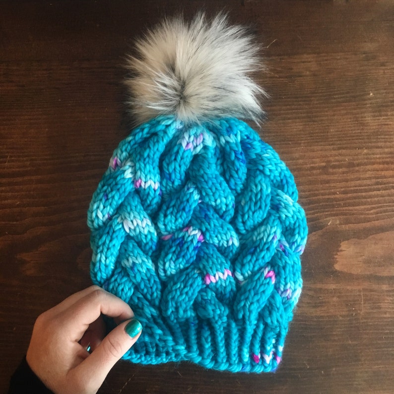 KNITTING PATTERN: Braided cable beanie image 9