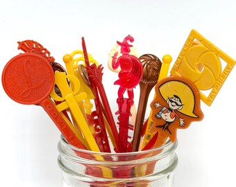 Vintage Swizzle Sticks: 1960s-80s Plastic Travel/Hotel Barware Souvenirs(LOT H)