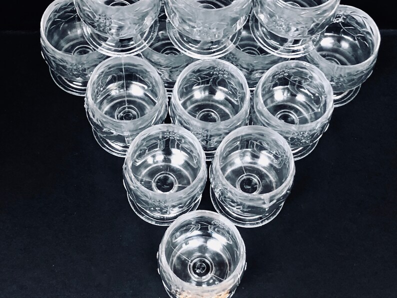 12 Miniature Clear Plastic Glasses Acrylic Barware Novelty Etsy