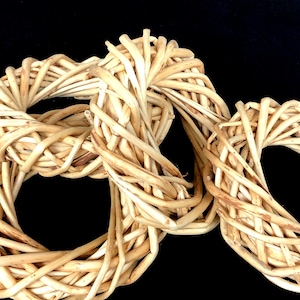 Four Count 4” Natural Willow Vine Wreaths - Small Miniature Craft Wicker Rattan Unfinished Wreath Base Fall Decor - NOS - Materials