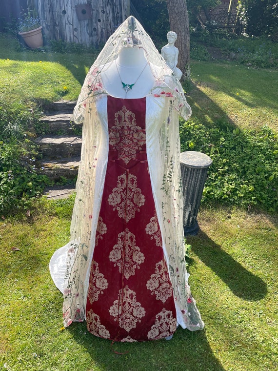 Celtic Ivory and Burgundy Faircore hooded meadow medieval renaissance pre raphalite pagan Handfasting wedding gown / dress 8 TO 14