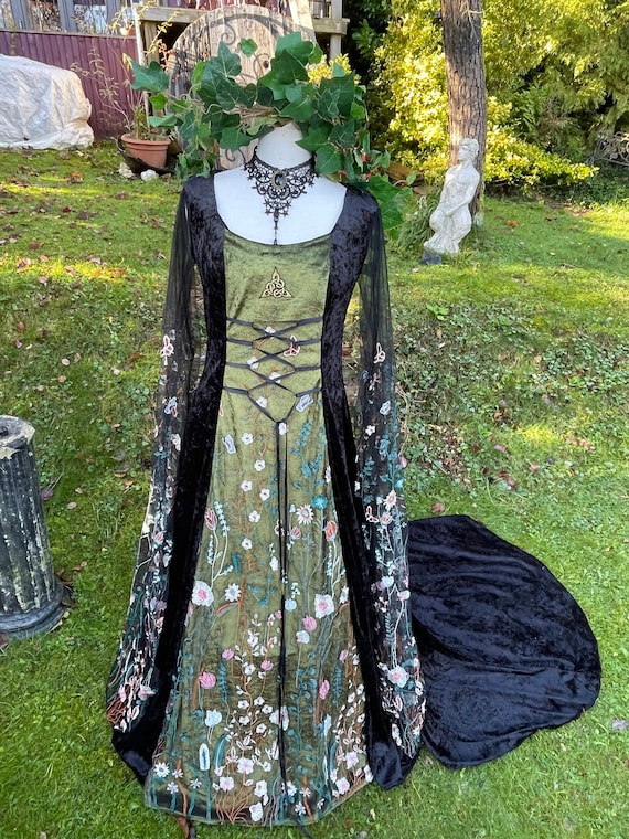 Buy Celtic Black u0026 Green Vampire Gothic Ball Gown Meadow Boho Online in  India - Etsy