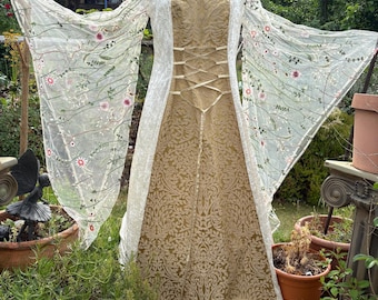 Fairy Wedding Dress / Custom Made Wedding Gown / Cottagecore / Fairycore / Handfasting / Fairytale Wedding / Vintage Lace / Renaissance - Etsy Fairy Wedding Dress / Custom Made Wedding Gown / Cottagecore / Fairycore / Handfasting / Fairytale Wedding / Vintage Lace / Renaissance - Etsy