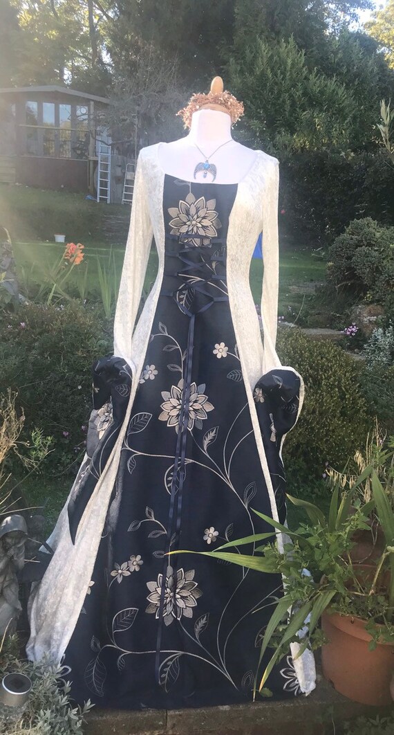 Elven Bespoke Ivory Navy Blue Boho Renaissance Medieval Etsy