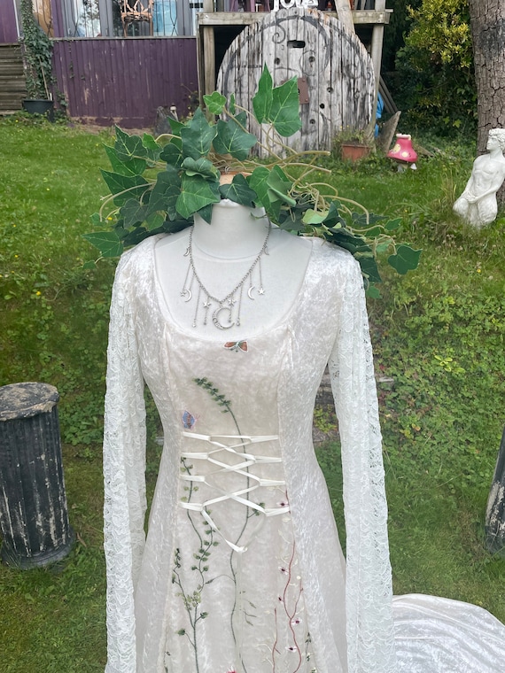 Celtic Ivory boho fey meadow medieval renaissance pagan Handfasting celtic wedding dress 8 to 14