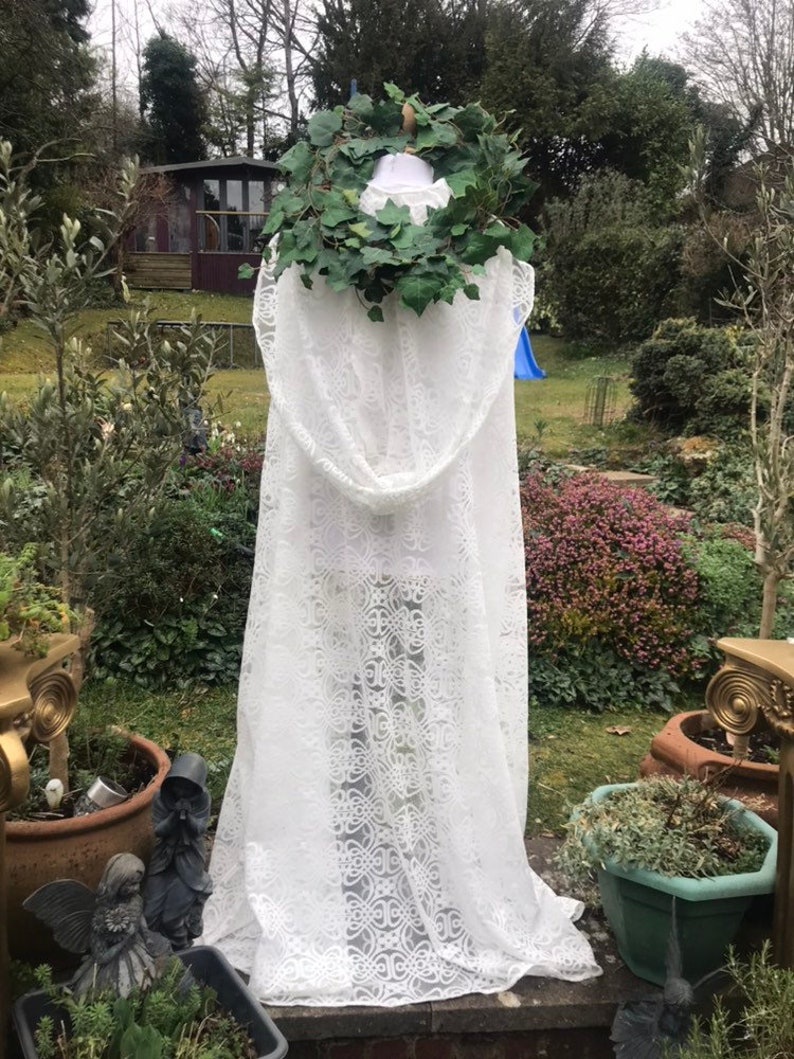 Stunning Celtic knotwork lace pale ivory Renaissance boho medieval fairycorr wedding Pagancore handfasting cloak image 9