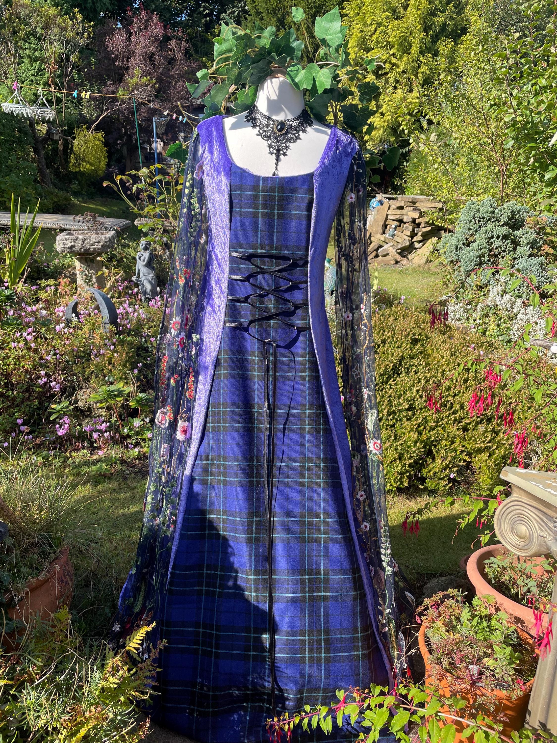purple celtic wedding dress Peony Meadow Stunning Celtic Lilac Fairy Boho Renaissance Medieval Pagan Wedding Handfasting Gown / Dress UK 8 to 14 / US 6 to 12