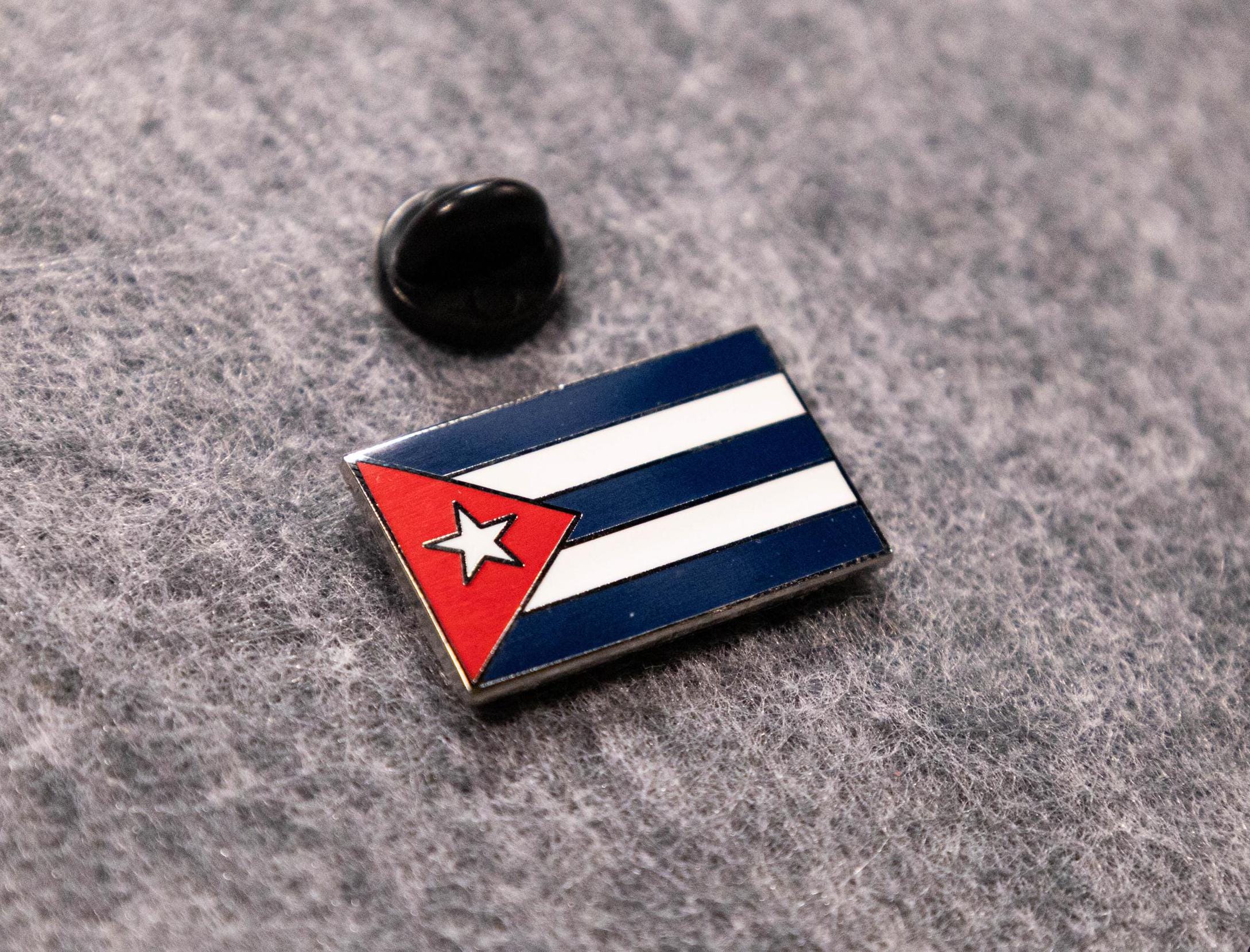 Small Cuban Flag - Enamel Pin