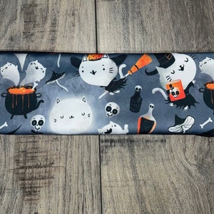 Spooky Headband, Halloween Print, Ghosts and Goblins, Moisture Wicking, Cat Print Headband
